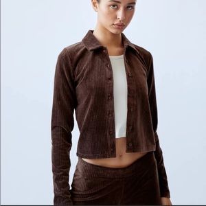 aritzia/sunday best brown velour/corduroy button up shirt XS